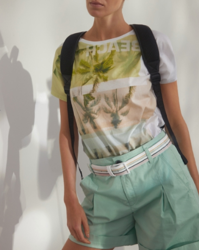 High waisted short with inverted pleat