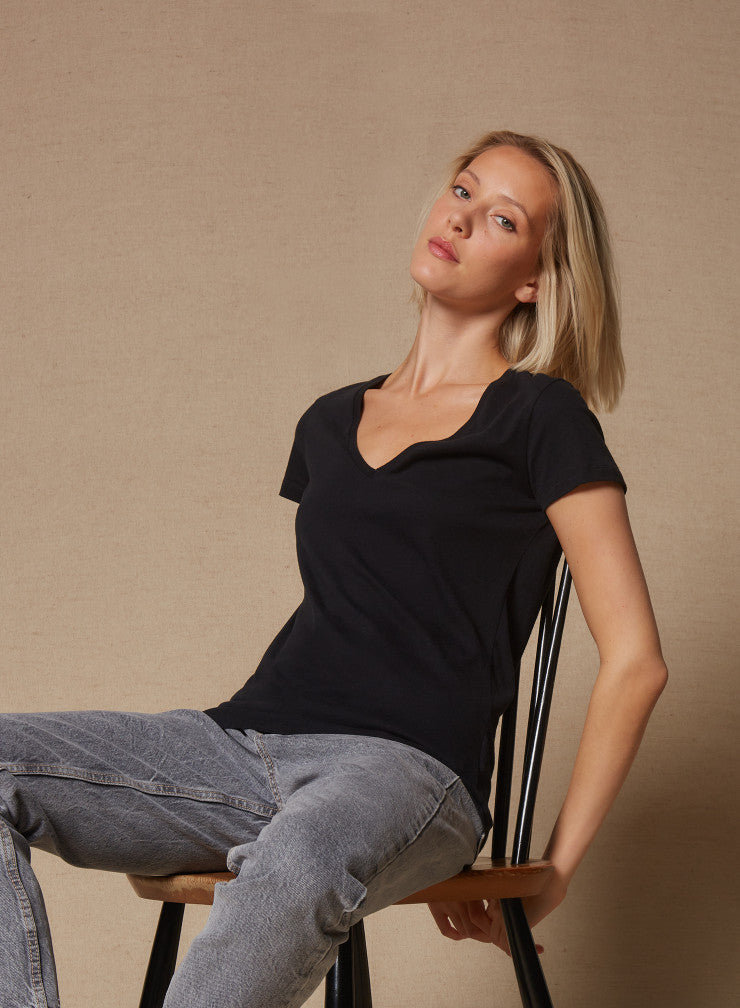 Silk Touch V-Neck S/Sleeve