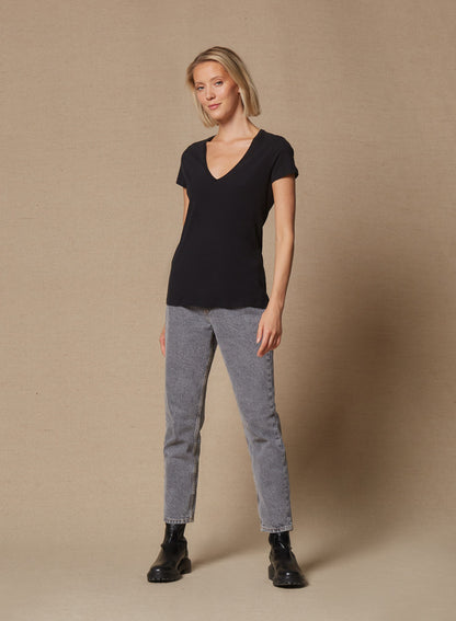 Silk Touch V-Neck S/Sleeve